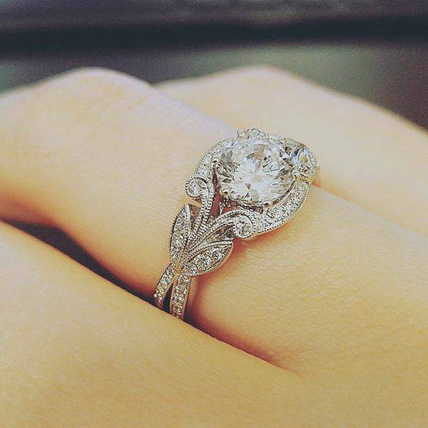 New Trendy Crystal  Engagement Claws